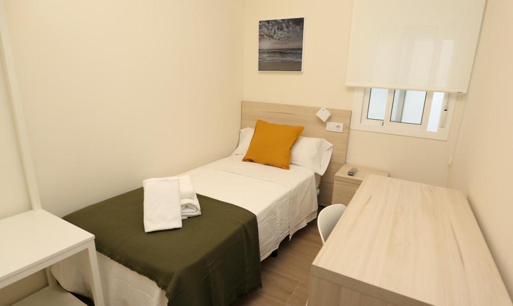 H.Palmones Hostel Luaran gambar